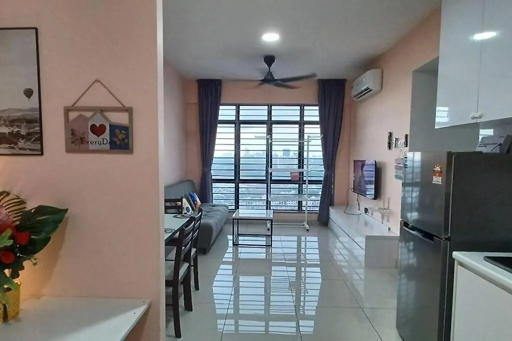 Homestay Arc Cozyhome Austin Hills 4-5Pax Johor Bahru 0*,  Malaysia